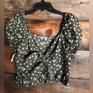 Abound crop top green button up floral green
